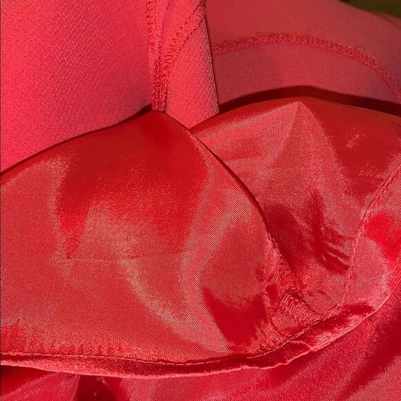 Vintage coral pencil skirt. Size 6 - Picture 5 of 5